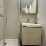 Chl One-bedroom Steps From Hospital-private Garden Included Daire